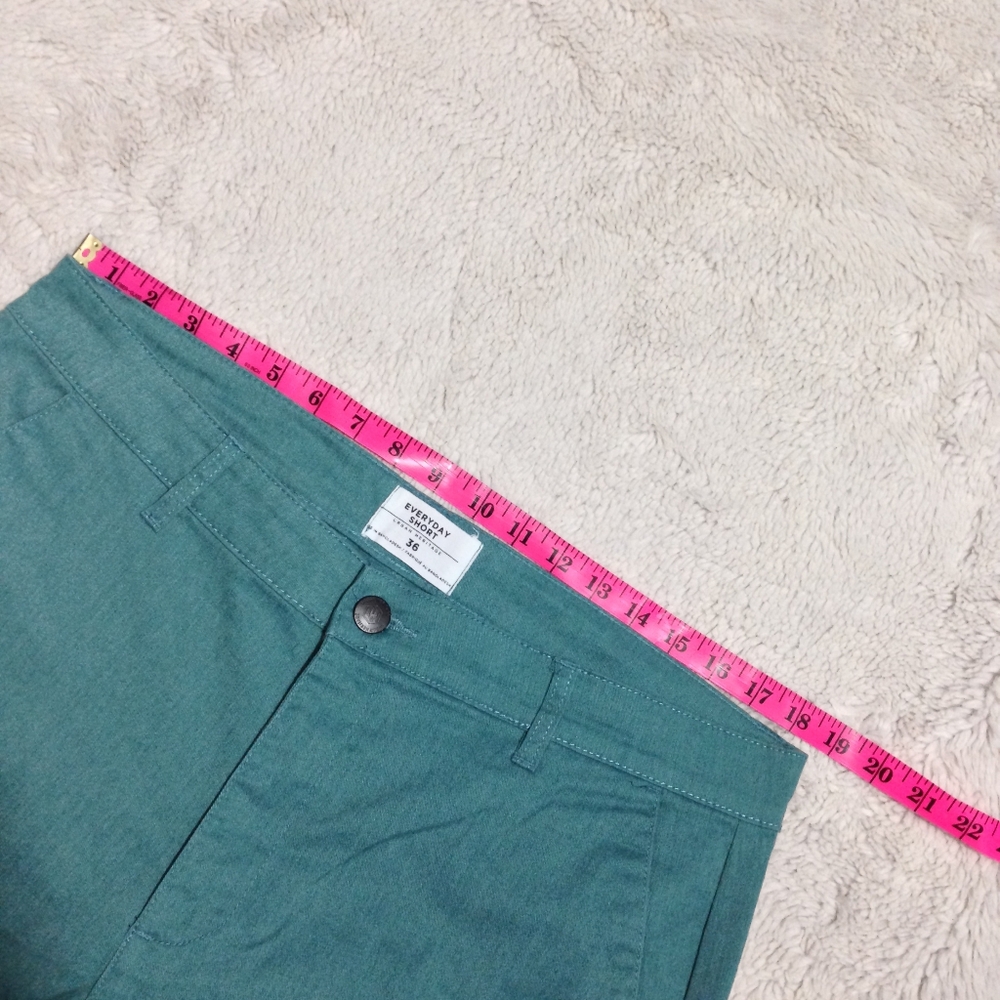 Urban Heritage | Teal Flat Front Men Shorts | Size 36 - Picture 7 of 10